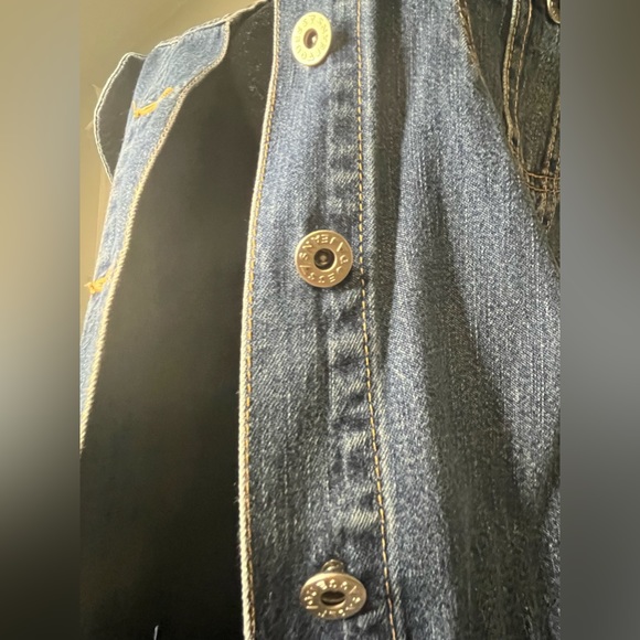 *****SOLD*******Guess blue Jean jacket - Picture 4 of 8